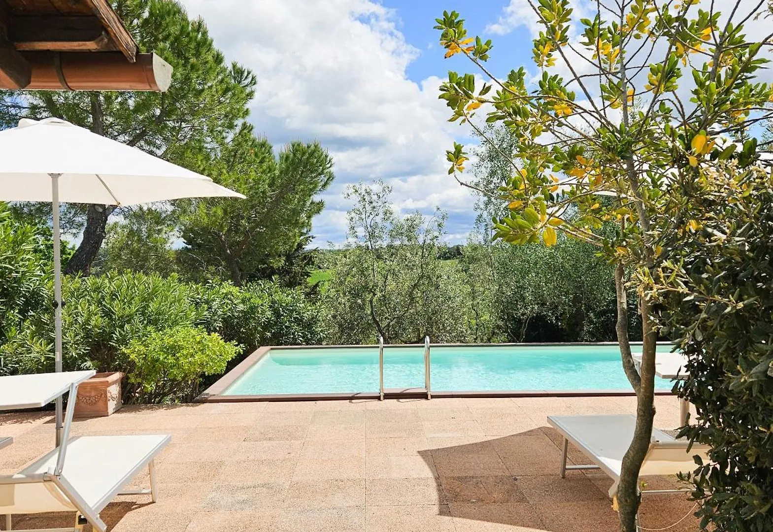 La Masseria Casa Vacanze 恩波利